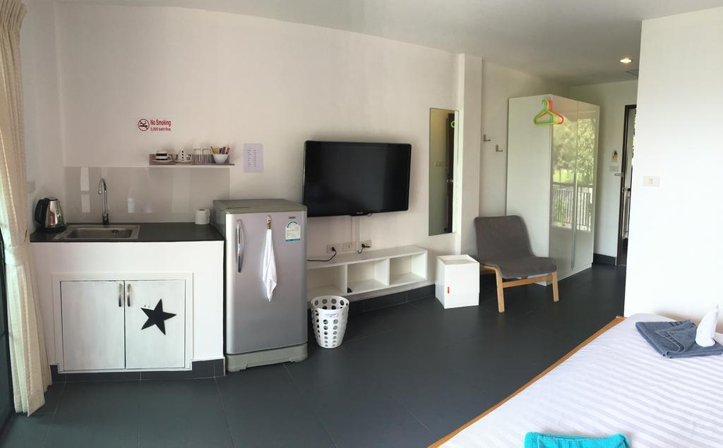 Baan Andaman Sea Surf Hotell Patong Eksteriør bilde