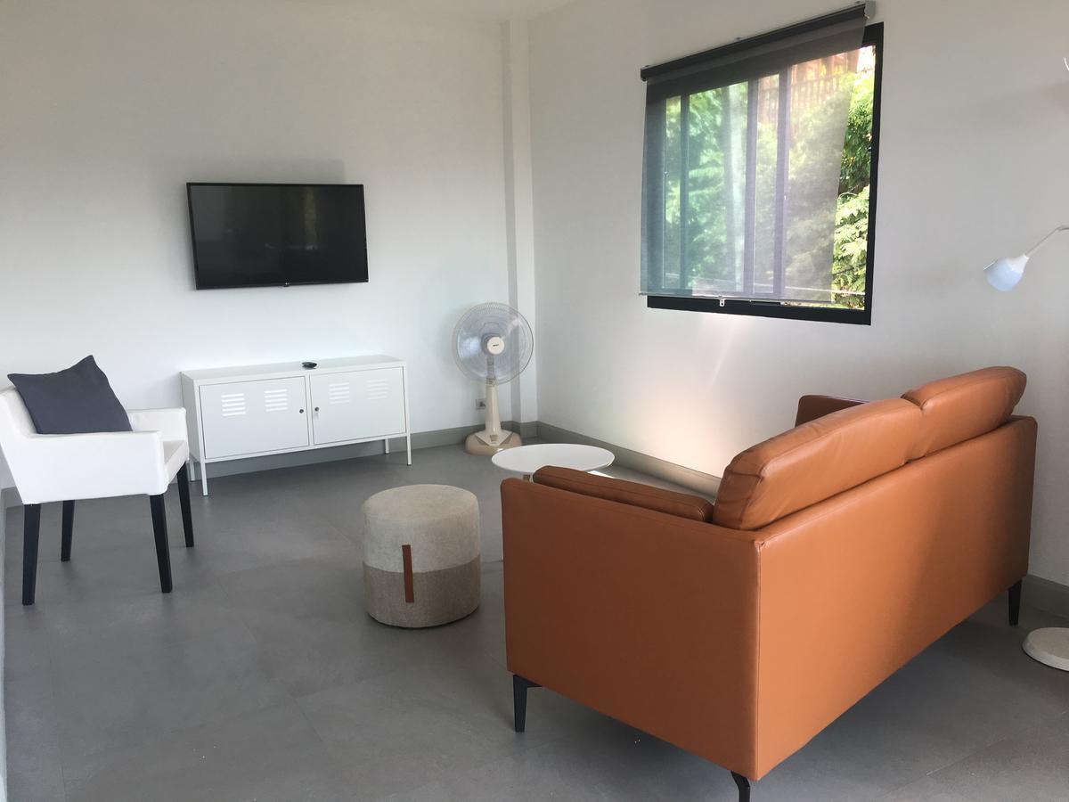 Baan Andaman Sea Surf Hotell Patong Eksteriør bilde